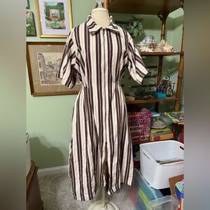 Chic Striped Midi Dress in Brown and White